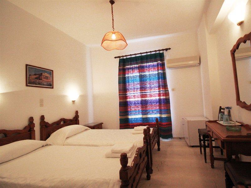 Atlantis Hotel Náoussa Extérieur photo