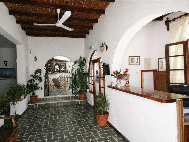 Atlantis Hotel Náoussa Extérieur photo